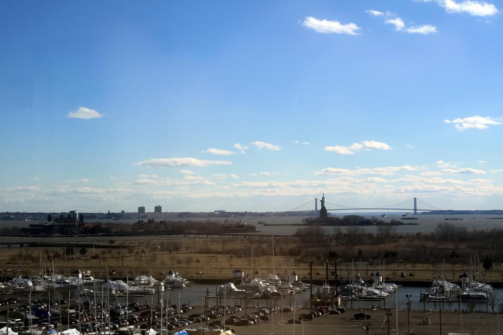 Liberty View Suites At The Zenith Jersey City Exterior photo